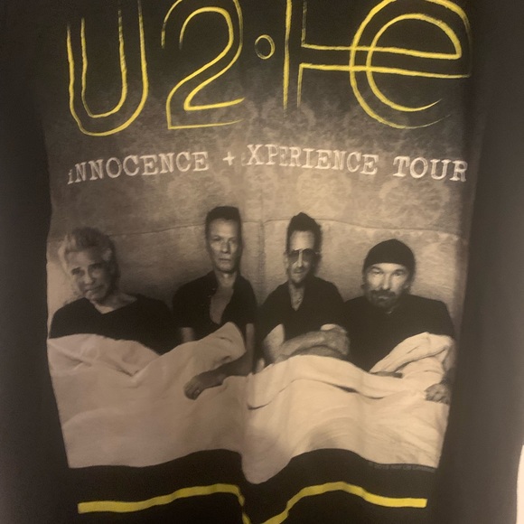The Band U2 Concert Tee Shirt - Picture 4 of 7